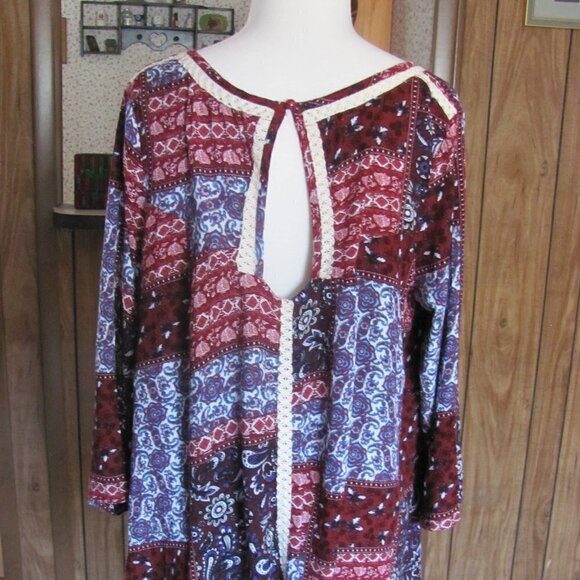 Urban Mangoz BoHo Inspired Print BabyDoll Tunic  Brand New  Keyhole Closure in t - Picture 3 of 12